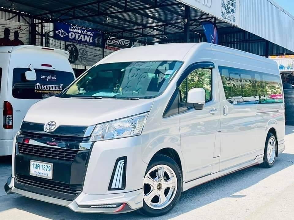 รถตู้ Premium